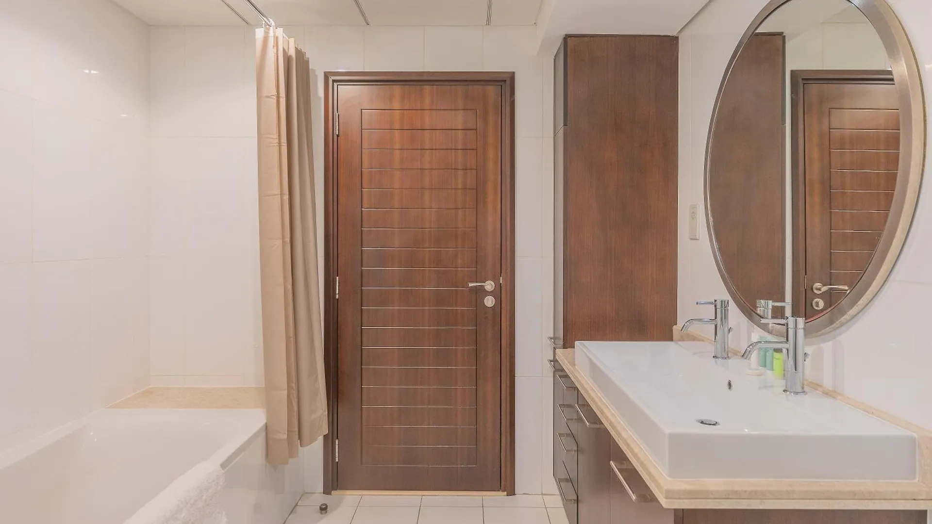 Bellavista - Breath-Taking - 2Br - Boulevard Central Apartment Dubai