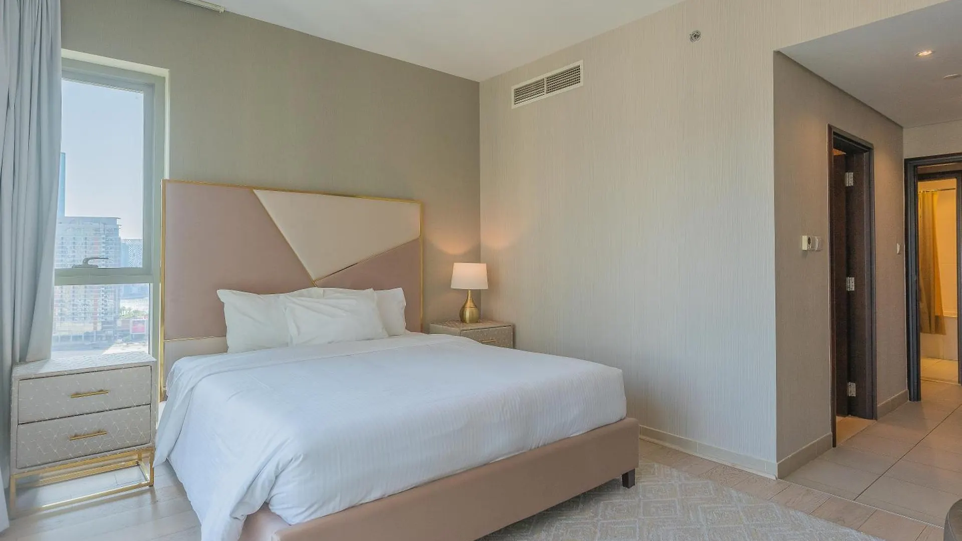 Bellavista - Breath-Taking - 2Br - Boulevard Central Apartment Dubai United Arab Emirates